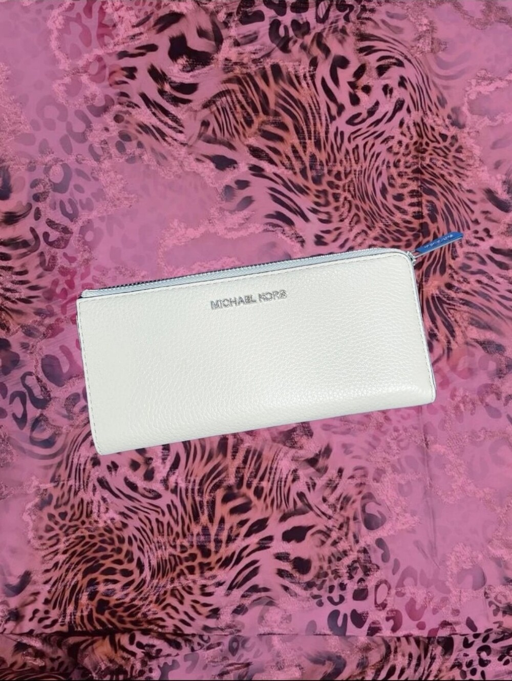 NWT Michael Kors Jet Set Travel Continental Wallet White